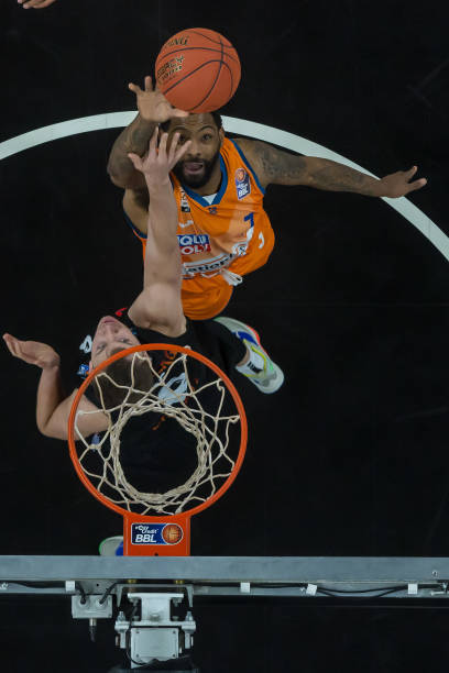 通过对比分 通过对比分