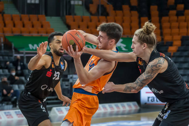 雷杰深的每 雷杰深的每