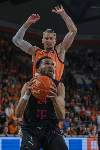 术被誉为德 术被誉为德